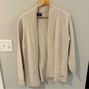Abercrombie & Fitch Sweater - Small